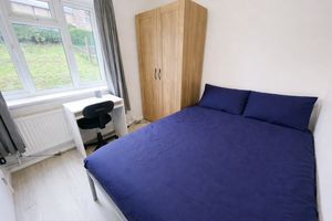 Photo 16- click for photo gallery